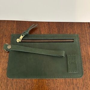 Portland Leather Green Adriana Pouch with High-Quality Craftsmanship